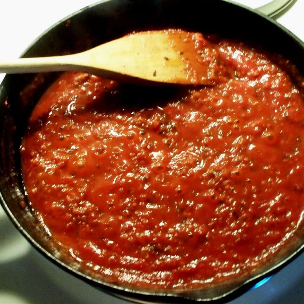 bistec en salsa roja